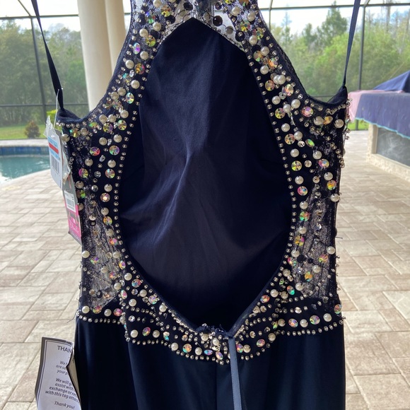 Cocktail Dress - Picture 4 of 4